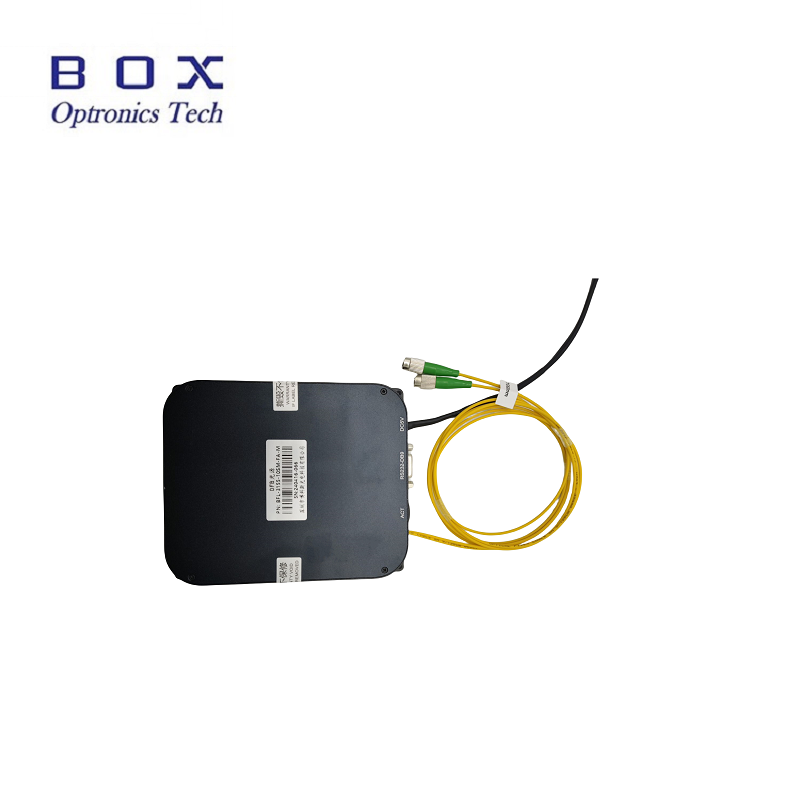 Fibra de mantenimiento de polarización y fibra multimodo